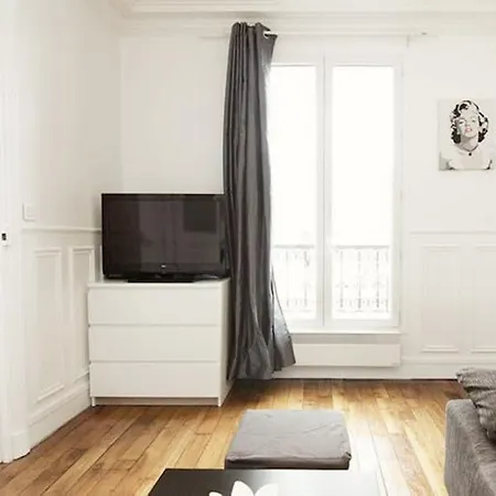 Beautiful Flat In * Paris