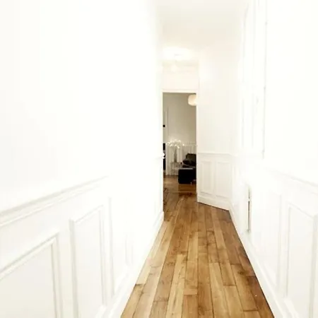 Beautiful Flat In Paris